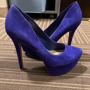 Jessica Simpson platform heels